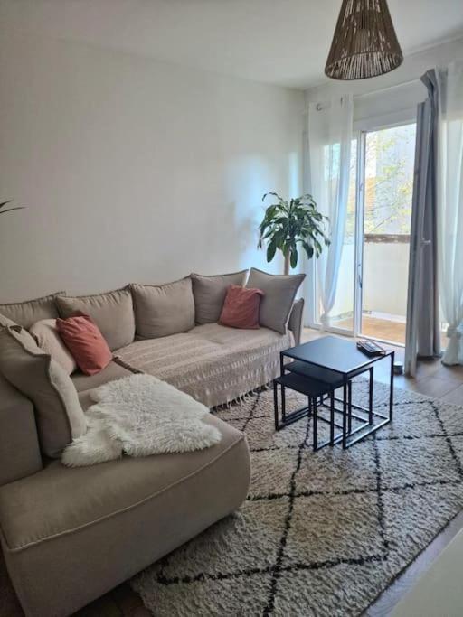 Appartement Cosy A 5 Min Des Plages อิแยร์ ภายนอก รูปภาพ